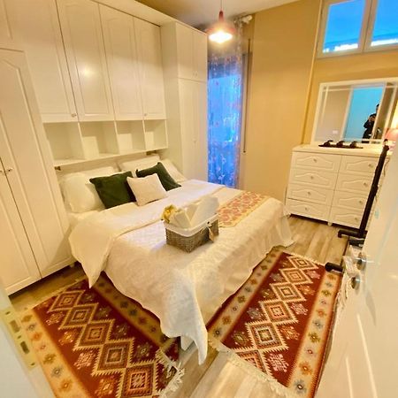 Ultra Apartments 'New Baazar' Tirana Extérieur photo