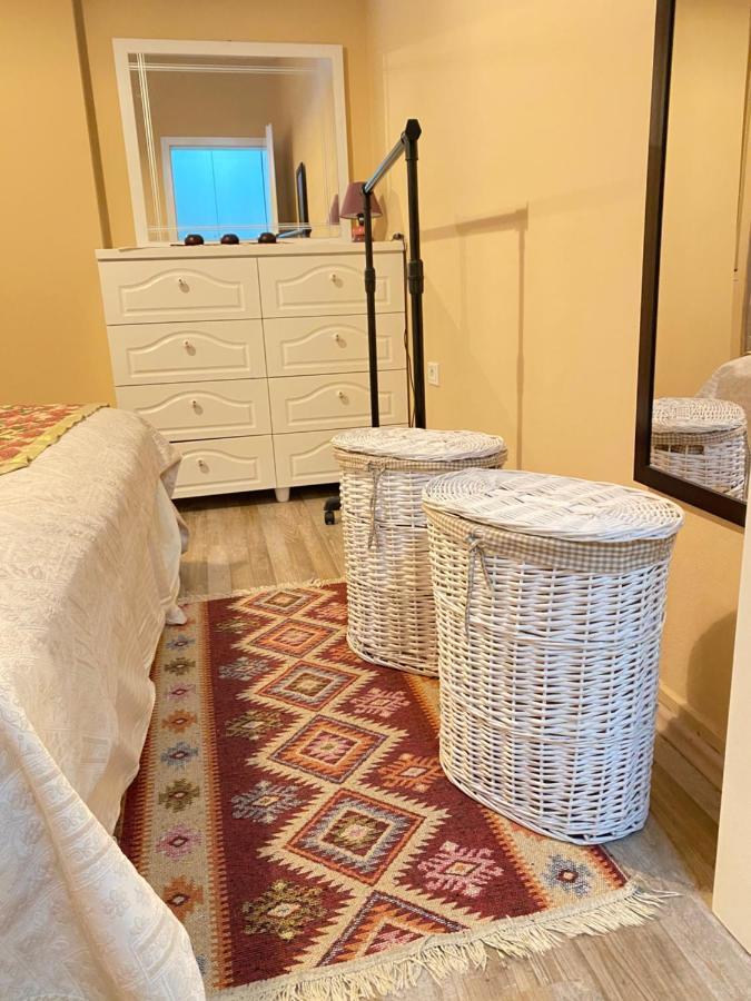 Ultra Apartments 'New Baazar' Tirana Extérieur photo
