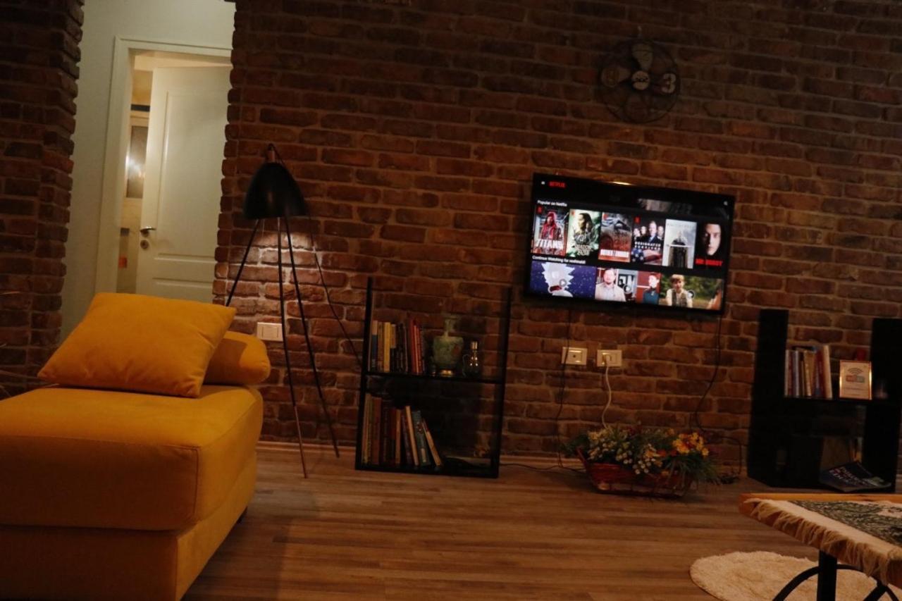 Ultra Apartments 'New Baazar' Tirana Extérieur photo