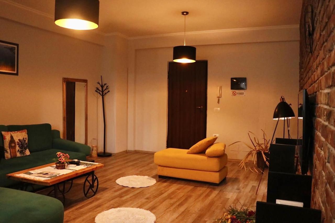 Ultra Apartments 'New Baazar' Tirana Extérieur photo